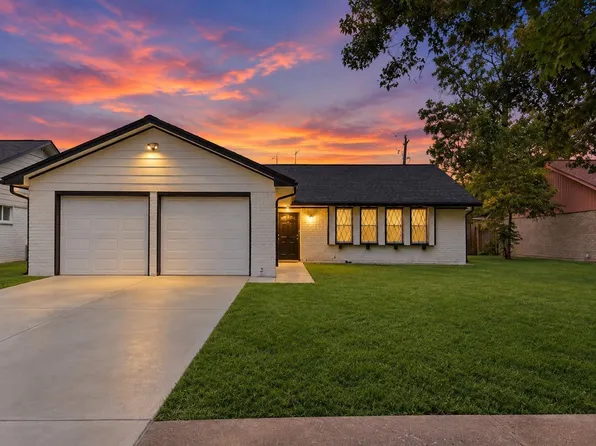 377 Haymarket Ln, Houston, TX 77015