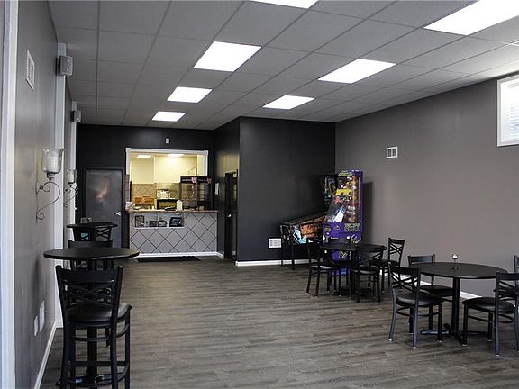 3rd image of 404 Central Ave