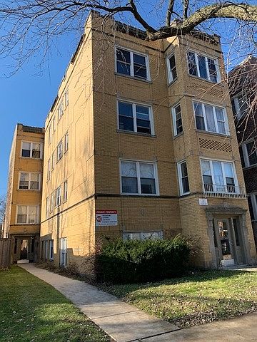 1st image of 6206 N Francisco Ave APT 2B