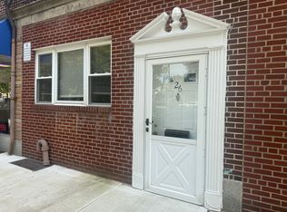 (Undisclosed Address), Malverne, NY 11565