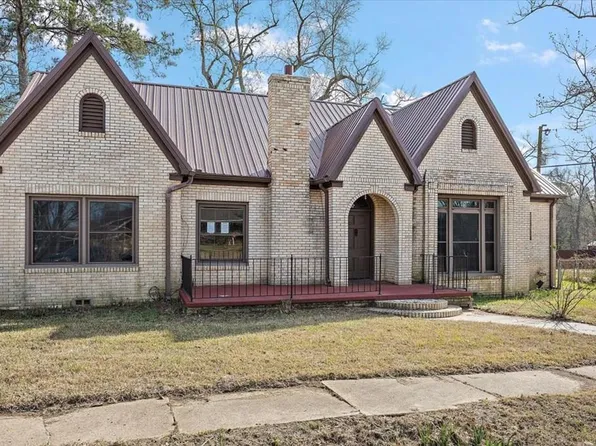 307 Austin St, Timpson, TX 75975