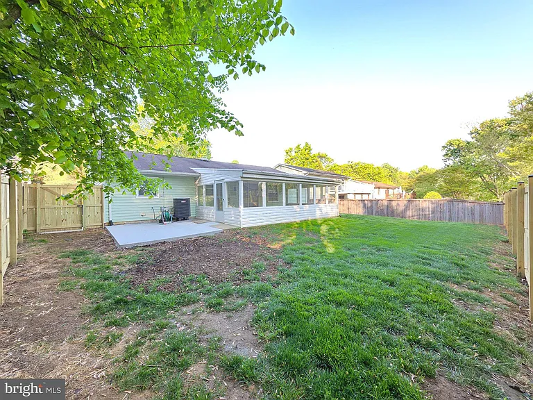 2090 Jason Ct — Photo 4