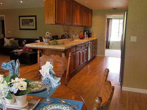 3rd image of 1344 Southwind Dr