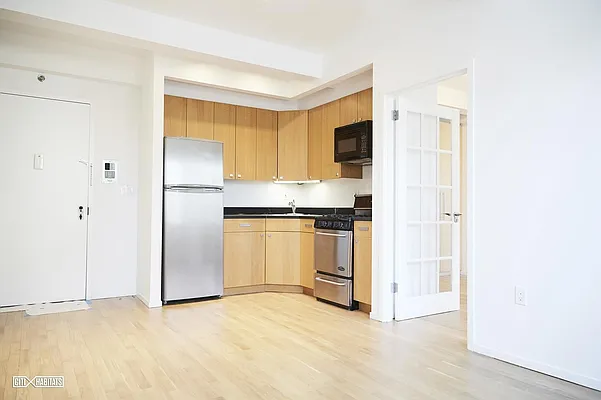 Rented by Citi Habitats | media 17