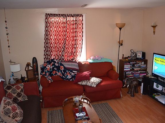 5th image of 19 E Clearview Dr APT E