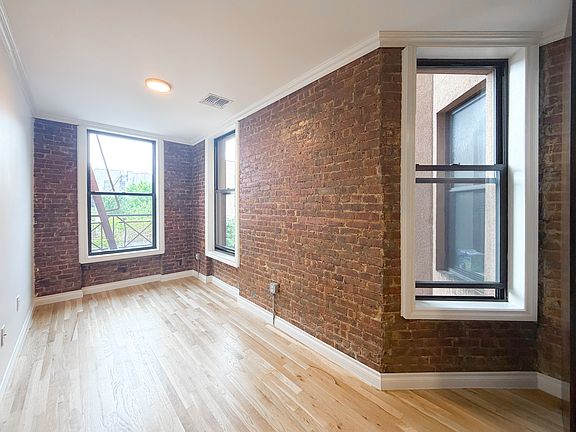 4th image of 2647 Frederick Douglass Blvd APT 4A