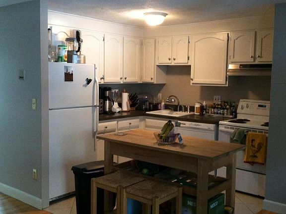 Open kitchen 