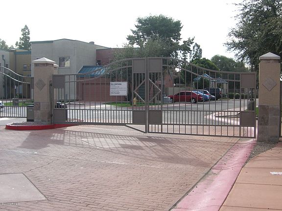 4th image of 2027 E UNIVERSITY Drive #103