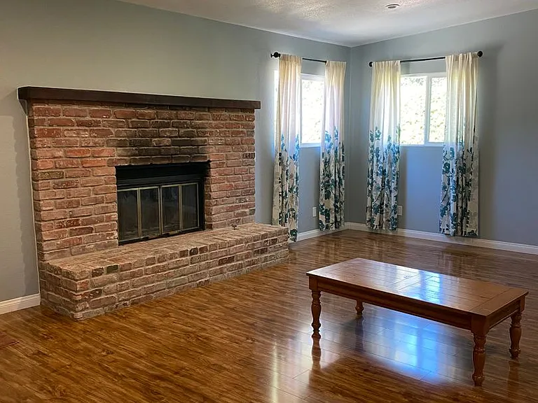 12133 Topa Ln — Photo 7