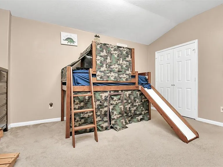 1215 Lavender Shade Ct — Photo 13