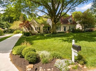 2309 Amesbury Rd, Akron, OH 44313