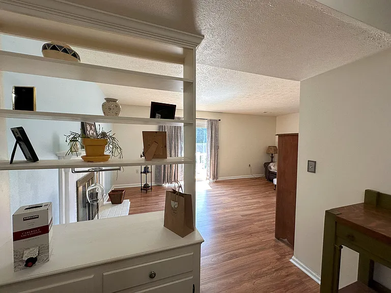 700 Rife Rd #8L — Photo 9
