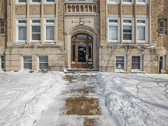 4th image of 1164 Ouellette Ave #108