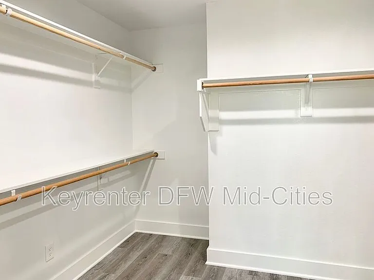 1427 Pearson St — Photo 29