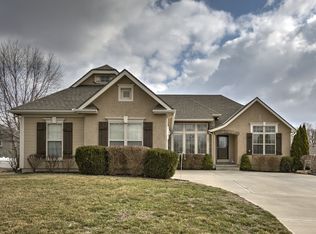 1851 Buckingham Dr, Liberty, MO 64068