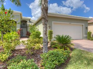 15723 Aurora Lake Cir, Wimauma, FL 33598