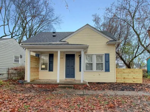 20040 Lexington, Redford, MI 48240