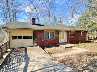 123 Wildwood Dr, Elkview, WV 25071