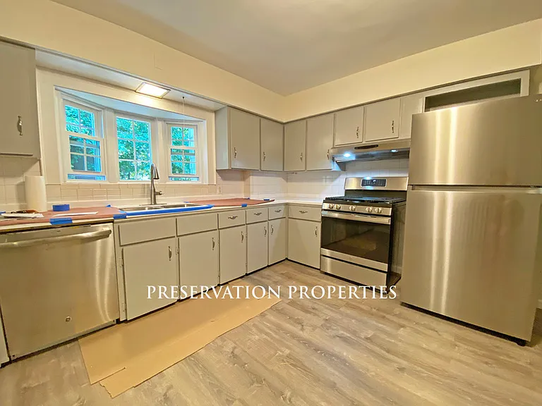 58 Walnut Park #2 — Photo 1