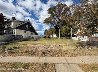 369 Wilson Ave, Staten Island, NY 10312