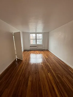 Rented by BRICK & GALO REALTY CORP | media 5