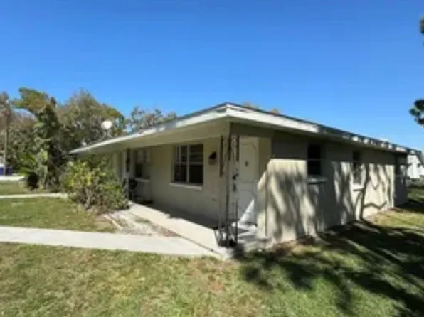 127 Avenida De Bahia APT C, Nokomis, FL 34275