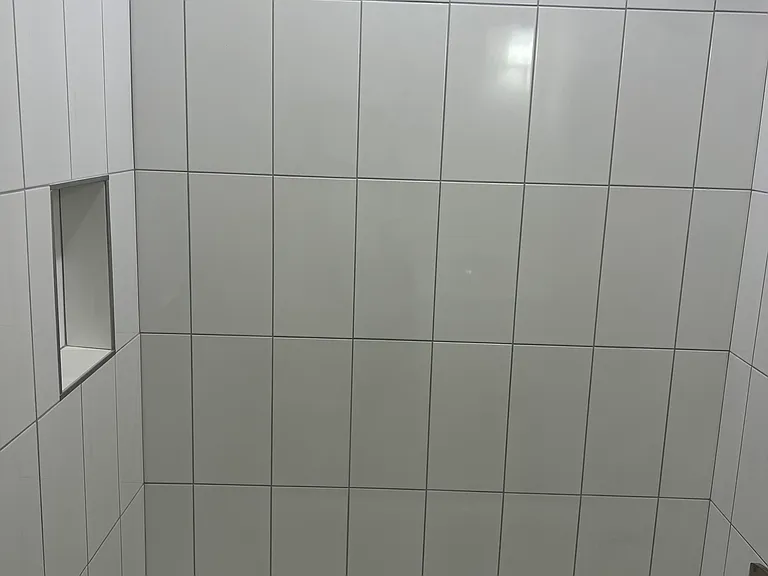 Tub/shower combo