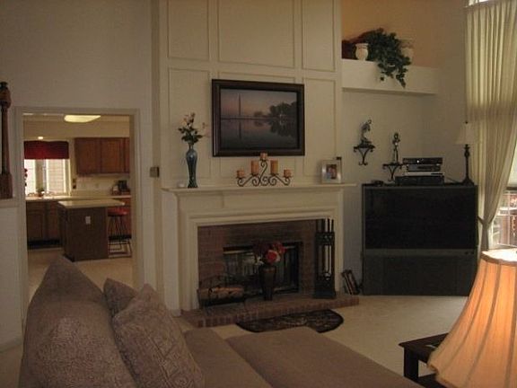 4th image of 2678 Myrick Ln