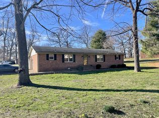 83 Maple Rd, Cadiz, KY 42211