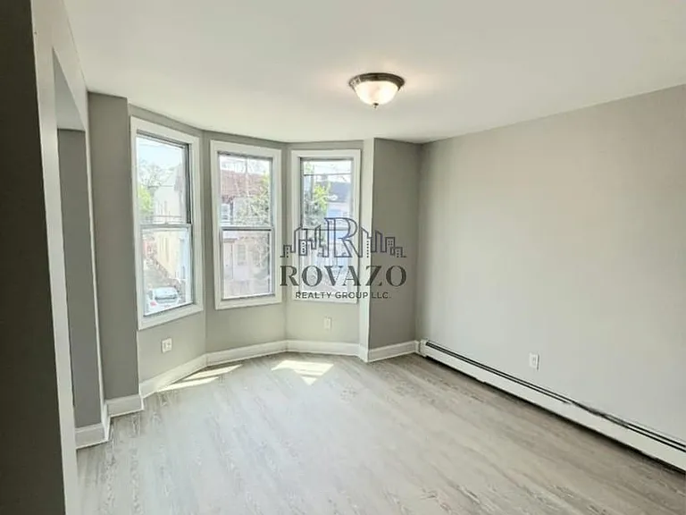 591 S 19th St #1 — Photo 3