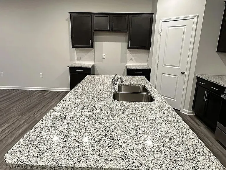 2232 Kasota Ln — Photo 22