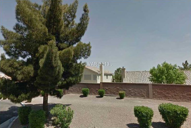 2nd image of 339 Laguna Glen Dr