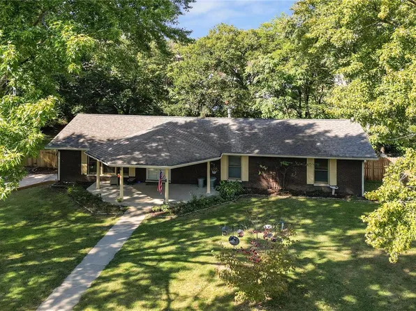 129 Roger Dr, Collinsville, IL 62234