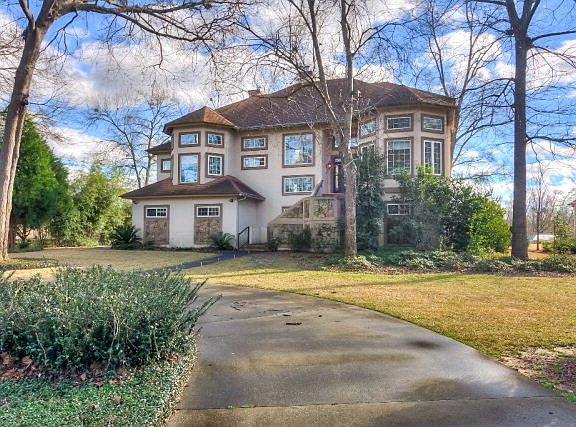 2nd image of 197 River Bend Dr