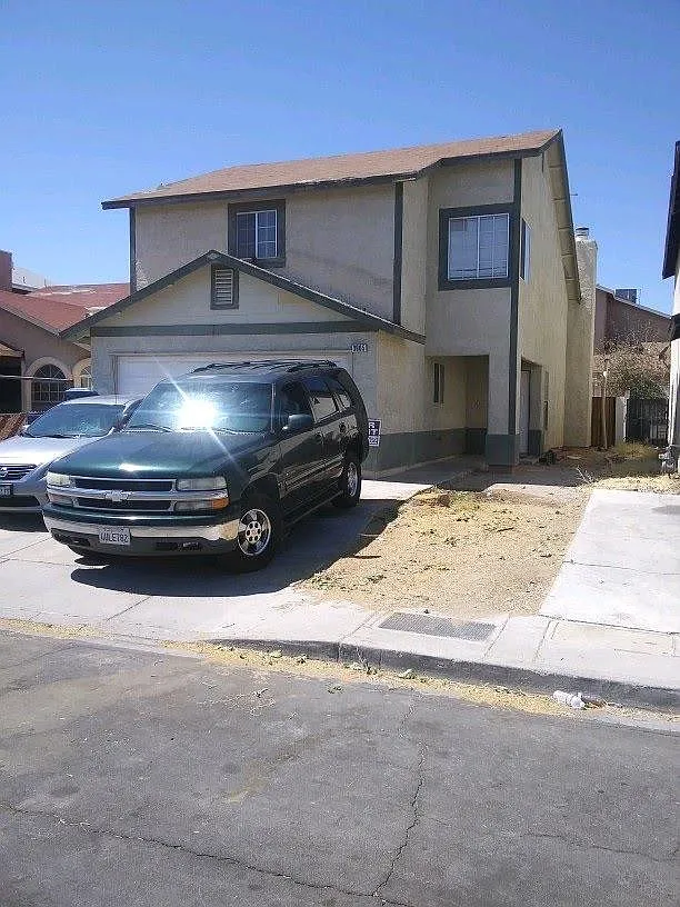 3 bed, 1523 sqft, $1,750 — Photo 1
