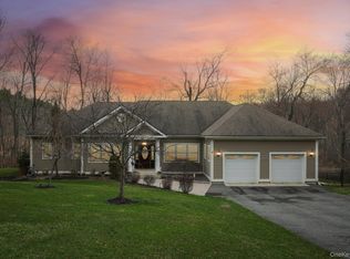 21 Old Quaker Hill Road, Monroe, NY 10950
