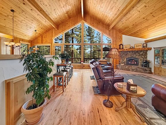 2nd image of 462 Arrowleaf Rd