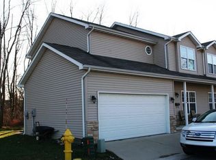 1310 Baron Ct, Valparaiso, IN 46383