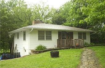 1st image of 7740 Smalley Ave