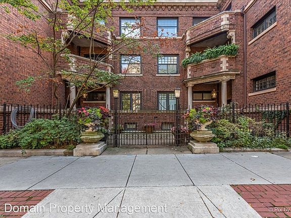 3rd image of 327-335 W Belden Ave #11598887