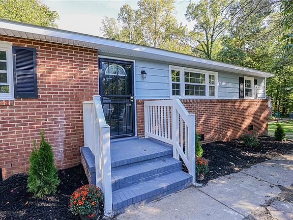 4th image of 4109 Dorset Ct