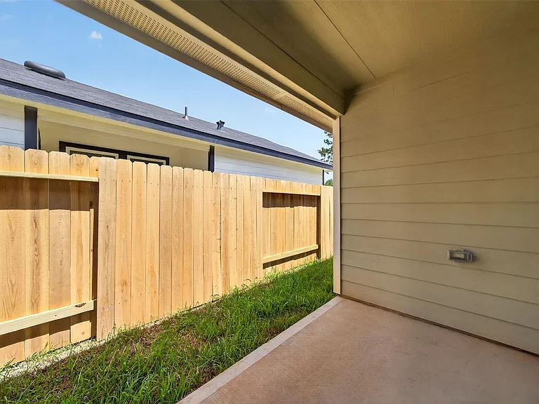11923 Detar Ct — Photo 35
