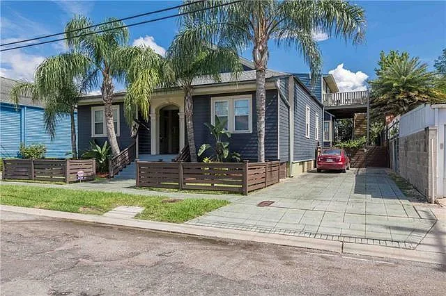 1 bed, 1.0 bath, 768 sqft, $1,750 — Photo 1