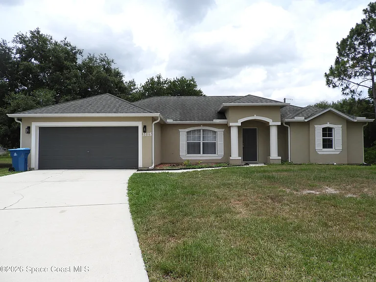 3115 Tropical Cir SE — Photo 1