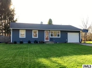 2622 Lucerne Dr, Jackson, MI 49201
