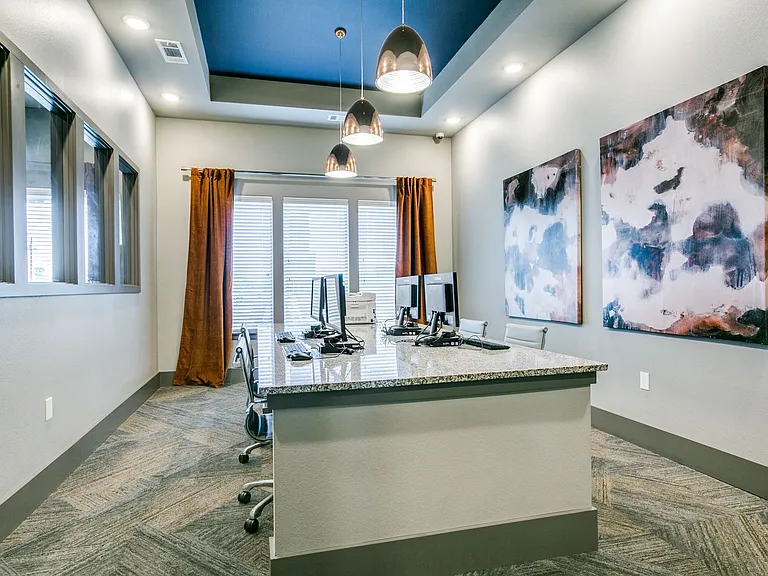 Palladium Denton — Photo 15