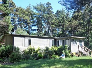 87221 E Jupiter Ln, Bandon, OR 97411