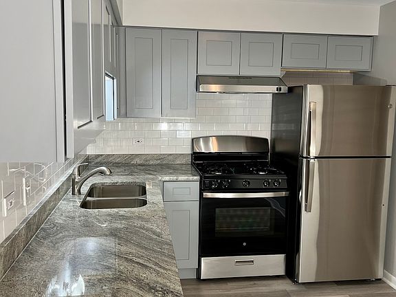 2nd image of 9216 S Kedzie Ave APT 2N