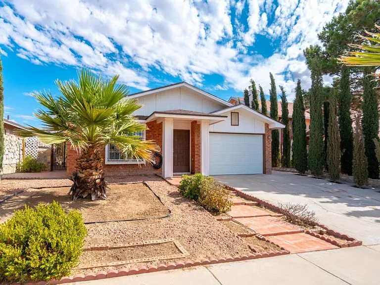 12521 Angie Bombach Ave — Photo 2