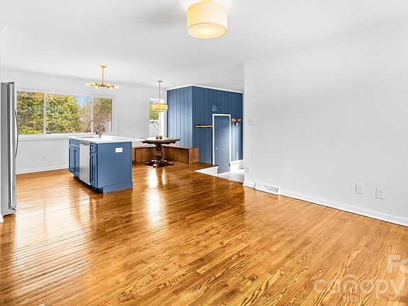 5th image of 4127 Strangford Ave